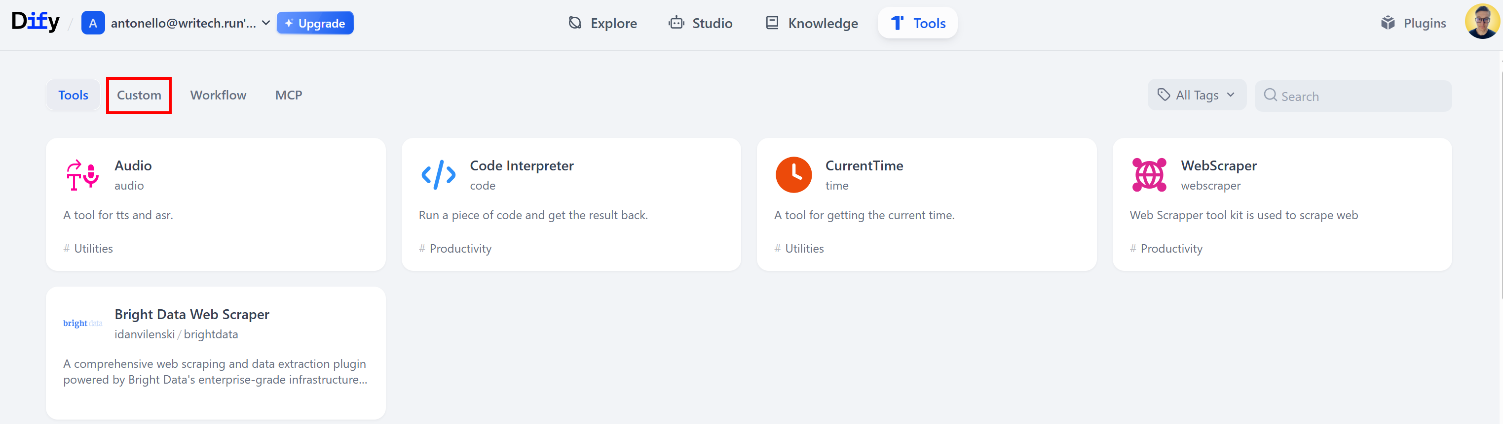 进入 “Custom” 标签页