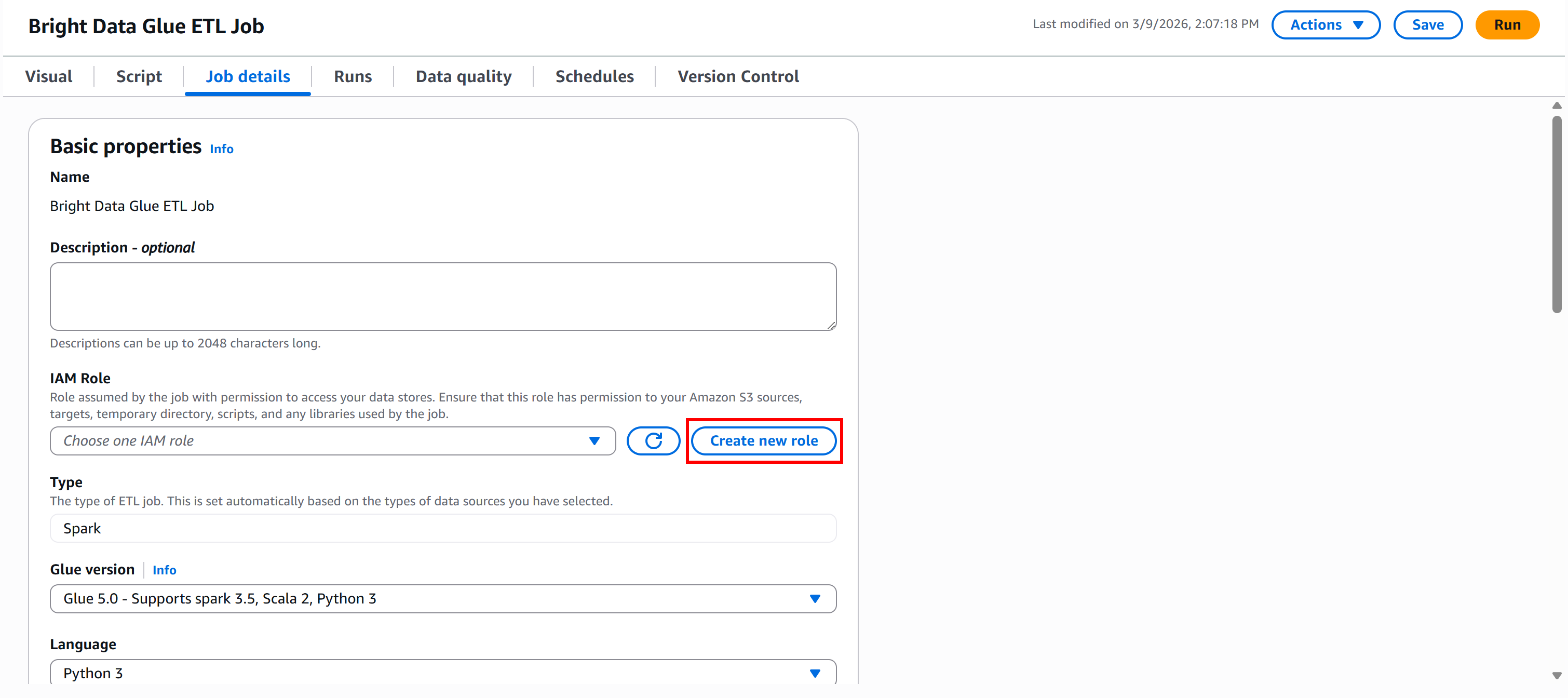 点击 “Create new role” 按钮